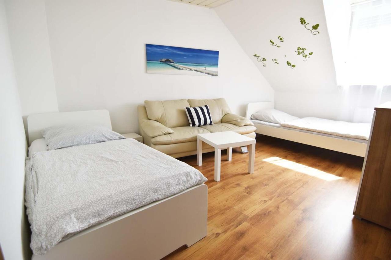 Cozy Worker Apartments Niederkassel Kültér fotó